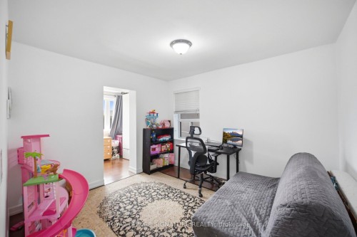 1-2000 Dufferin Street, Toronto, ON 