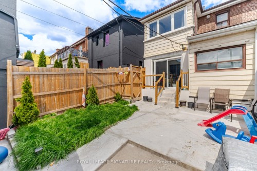 1-2000 Dufferin Street, Toronto, ON 
