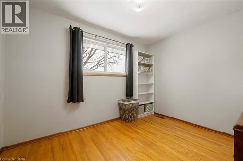 401 Mohawk Road W, Hamilton, ON - Indoor Photo Showing Other Room
