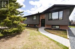 1855 Springdale Crescent Sudbury, ON P3A 5H9