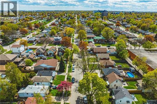Aerial perspective showcasing a residential neighborhood with numerous single-family homes - 242 East 43Rd Street, Hamilton, ON - Outdoor With View