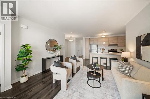 155 Thomas Slee Drive Unit# 2G, Kitchener, ON - Indoor Photo Showing Living Room
