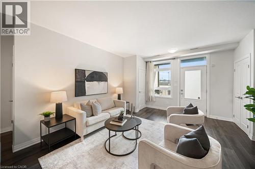 155 Thomas Slee Drive Unit# 2G, Kitchener, ON - Indoor Photo Showing Living Room