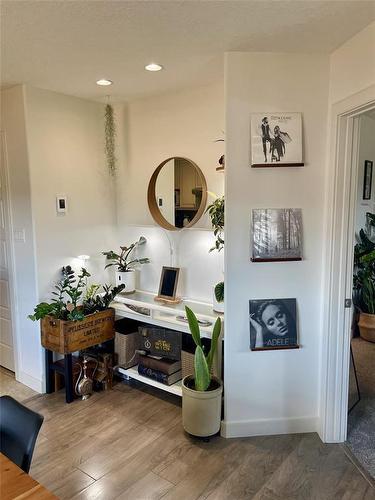 2 Birchwood Drive, Brandon, MB - Indoor