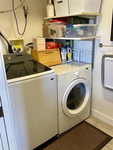 2 Birchwood Drive, Brandon, MB - Indoor Photo Showing Laundry Room