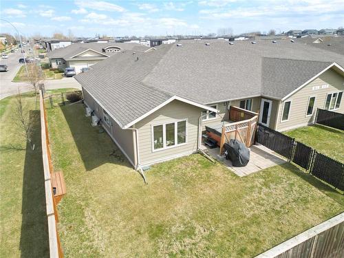 Hugh yard compared to most units - 2 Birchwood Drive, Brandon, MB - Outdoor