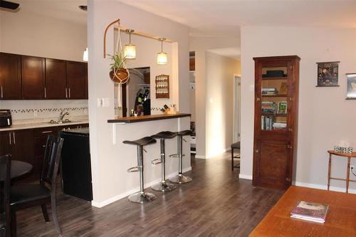 431 Shorepointe Village, Gimli, MB - Indoor