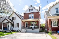 35 PARK ROW N  Hamilton (Crown Point), ON L8H 4E3