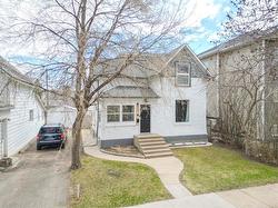 537 3rd Street  Brandon, MB R7A 3C7