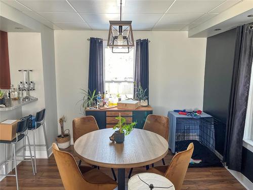537 3Rd Street, Brandon, MB - Indoor Photo Showing Dining Room