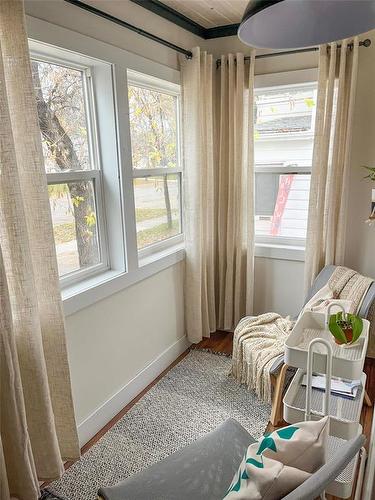 537 3Rd Street, Brandon, MB - Indoor Photo Showing Bedroom
