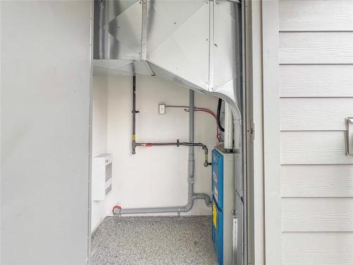 301 1400 Pacific Avenue, Brandon, MB - Indoor