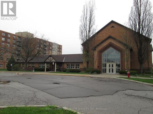 4094 Tomken Road, Mississauga, ON 