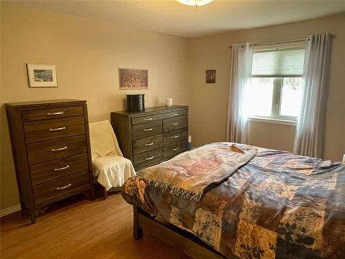 10 Falcon Place, Brandon, MB 