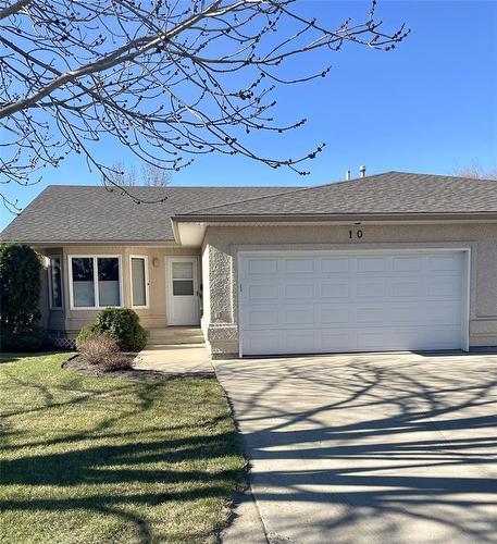 10 Falcon Place, Brandon, MB 