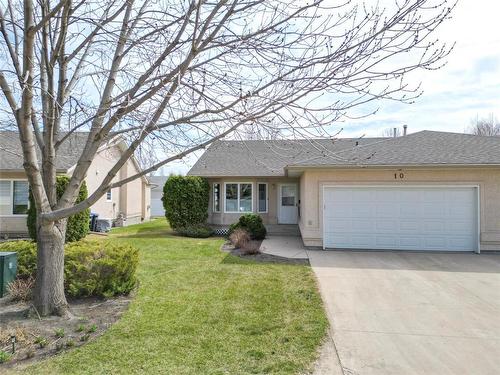 10 Falcon Place, Brandon, MB 