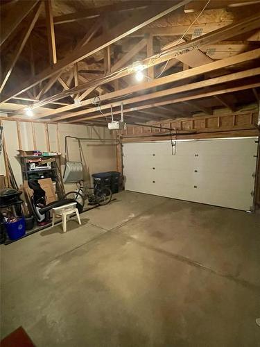 10 Falcon Place, Brandon, MB 