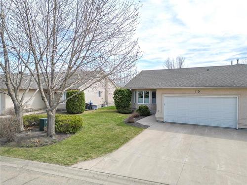 10 Falcon Place, Brandon, MB 