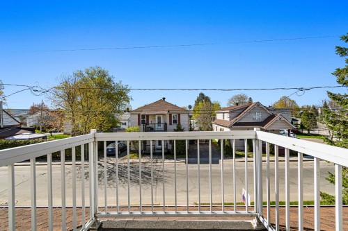 Balcon - 49  - 51 Rue Charles, Lachute, QC - Outdoor
