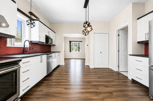 Cuisine - 49  - 51 Rue Charles, Lachute, QC - Indoor Photo Showing Kitchen With Upgraded Kitchen