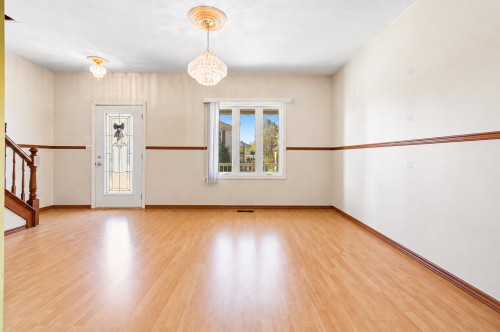 Salon - 49  - 51 Rue Charles, Lachute, QC - Indoor Photo Showing Other Room