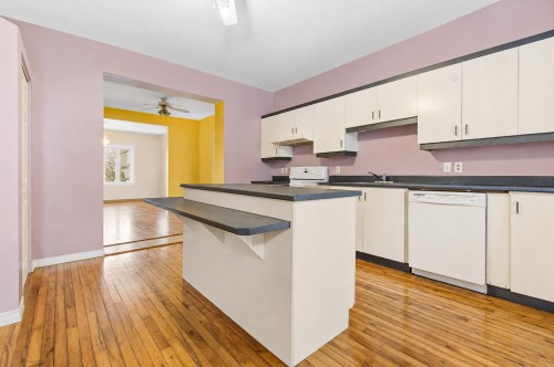 Cuisine - 49  - 51 Rue Charles, Lachute, QC - Indoor Photo Showing Kitchen