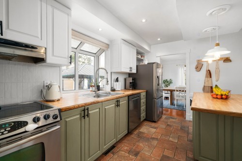 Cuisine - 31 Boul. De Reims, Lorraine, QC - Indoor Photo Showing Kitchen With Double Sink