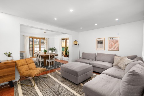 Salon - 31 Boul. De Reims, Lorraine, QC - Indoor Photo Showing Living Room