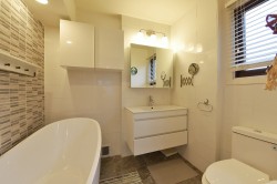 Master Bathroom - 