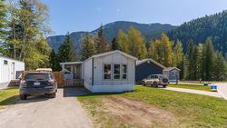 81 Johnson Way Revelstoke, BC V0E 2S1