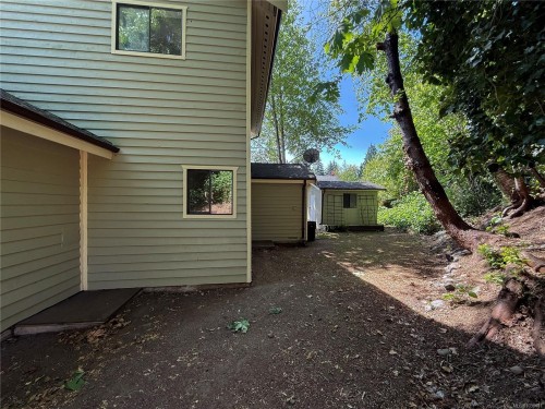 2714 Vallejo Rd, Campbell River, BC 