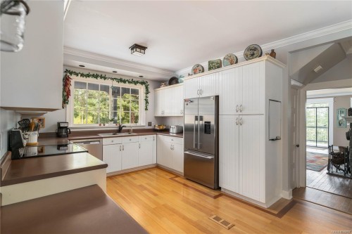 6742 Norcross Rd, Duncan, BC 