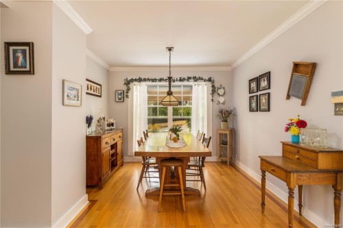 6742 Norcross Rd, Duncan, BC 