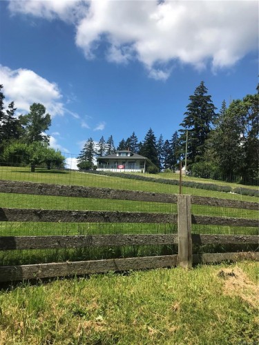 6742 Norcross Rd, Duncan, BC 