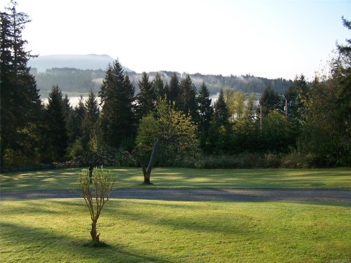 6742 Norcross Rd, Duncan, BC 