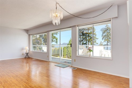 4301 Eva Rd, Bowser, BC 