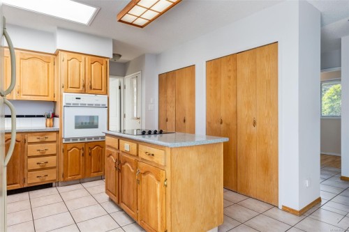 4301 Eva Rd, Bowser, BC 