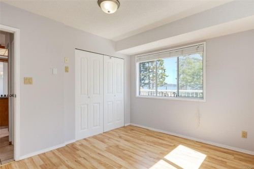 4301 Eva Rd, Bowser, BC 
