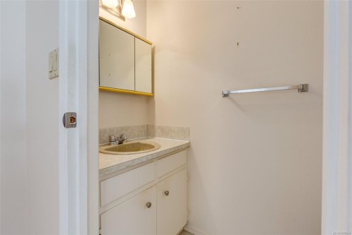 4301 Eva Rd, Bowser, BC 
