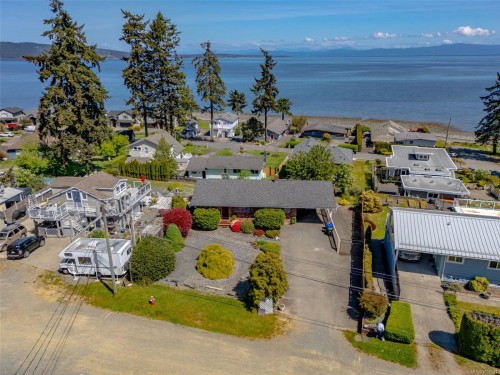4301 Eva Rd, Bowser, BC 