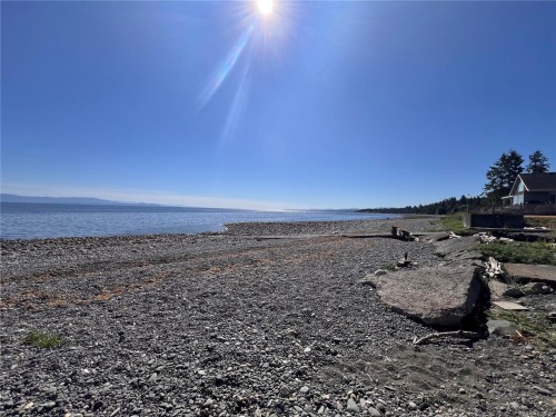 4301 Eva Rd, Bowser, BC 