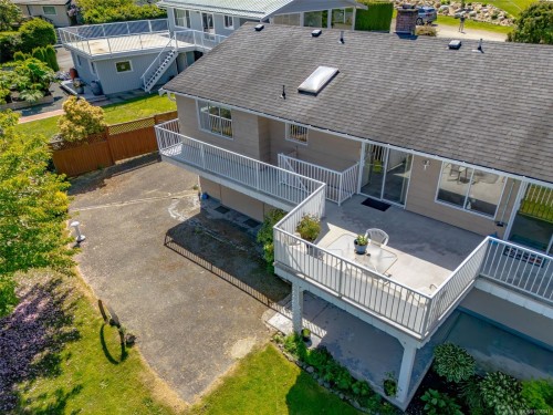 4301 Eva Rd, Bowser, BC 