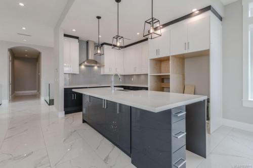 3887 Gulfview Dr, Nanaimo, BC 