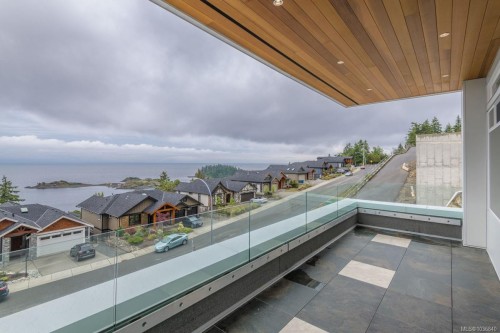 3887 Gulfview Dr, Nanaimo, BC 