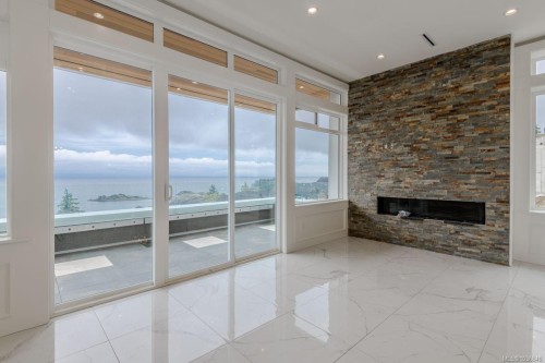 3887 Gulfview Dr, Nanaimo, BC 