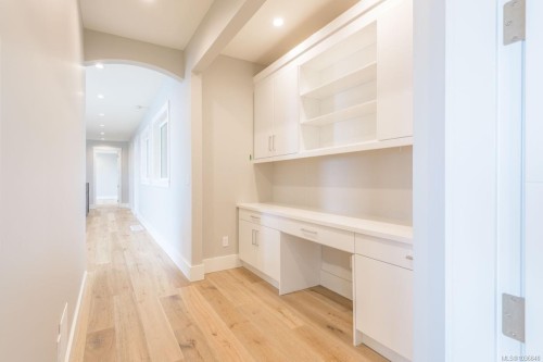 3887 Gulfview Dr, Nanaimo, BC 