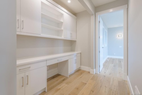3887 Gulfview Dr, Nanaimo, BC 