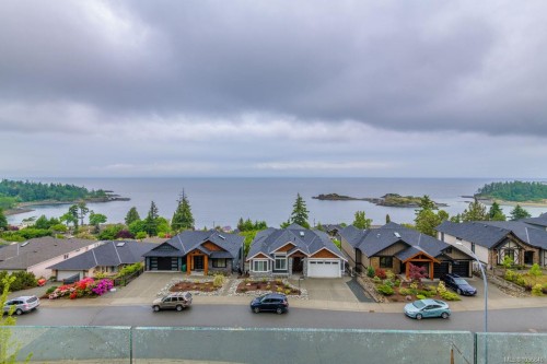 3887 Gulfview Dr, Nanaimo, BC 
