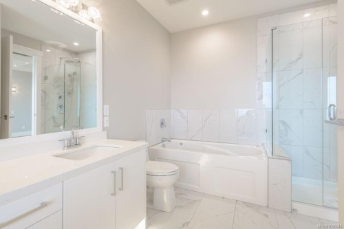 3887 Gulfview Dr, Nanaimo, BC 
