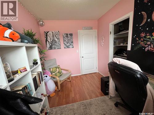 1001 Carlton Drive, Esterhazy, SK - Indoor